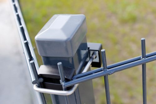 Rögzítő kengyel fém béléssel 40x80mm-es. Kiszerelés: 10 db